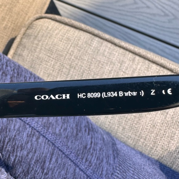COPY - ISO COACH BLACK BARBARA SUNGLASSES - Picture 2 of 3